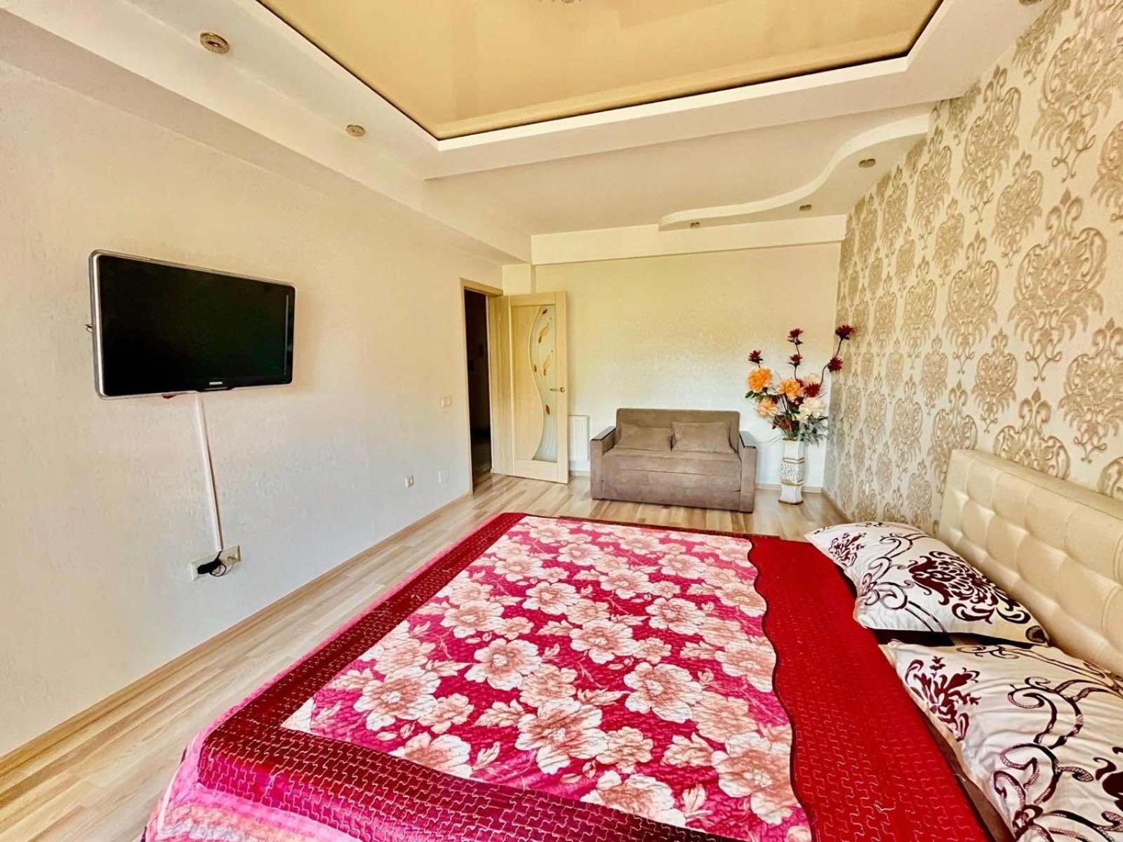 Lia*S Deluxe Apartment In The Center キシナウ エクステリア 写真